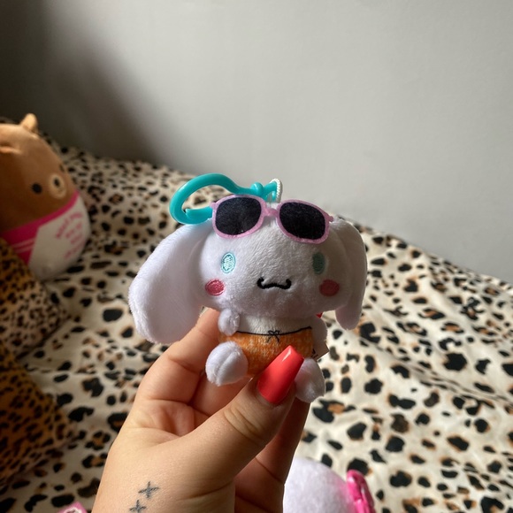 Hello Kitty Stuffy Bundle - Picture 3 of 4